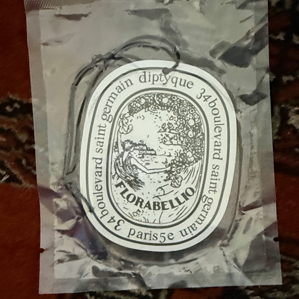 Diptyque Florabellio Scented Car air freshener with Black and White Design